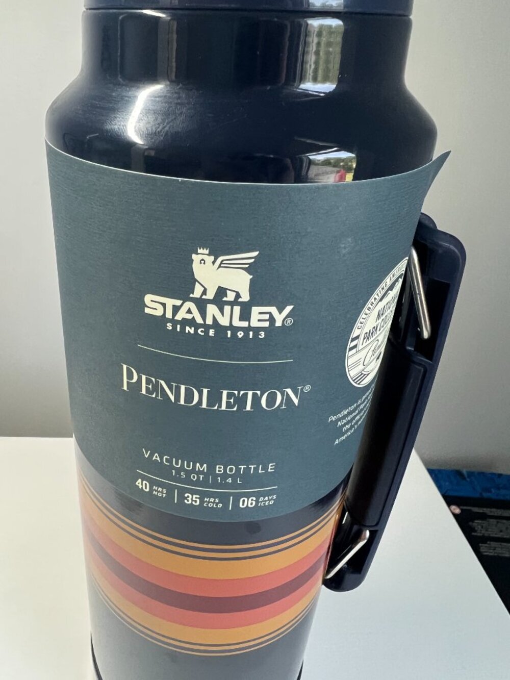 New Stanley Pendleton 1.5 Qt Vacuum Bottle Navy Blue - Picture 2 of 7